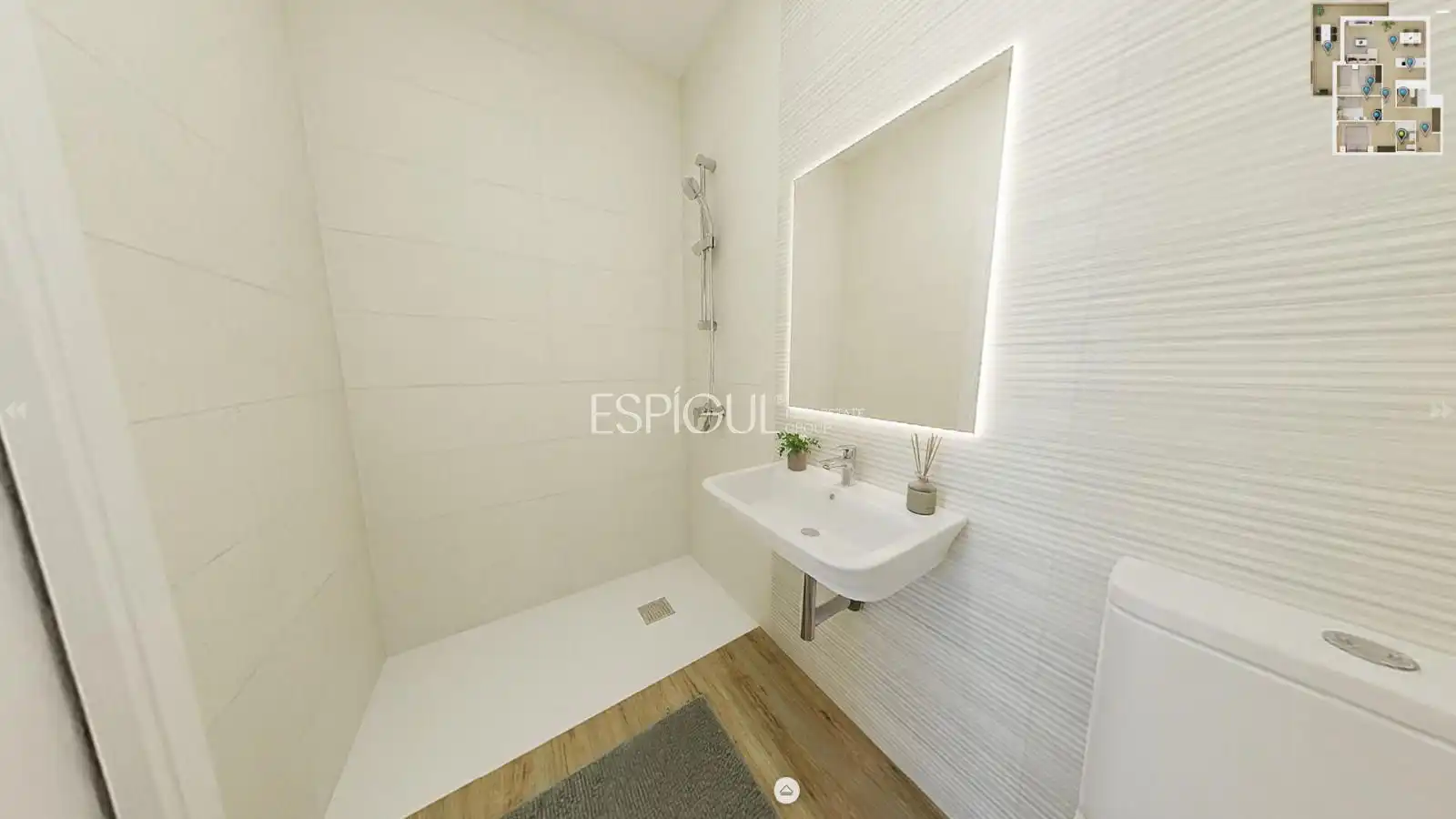 Baño de Piso en venta en Sarrià de Ter con Calefacción, Terraza y Trastero