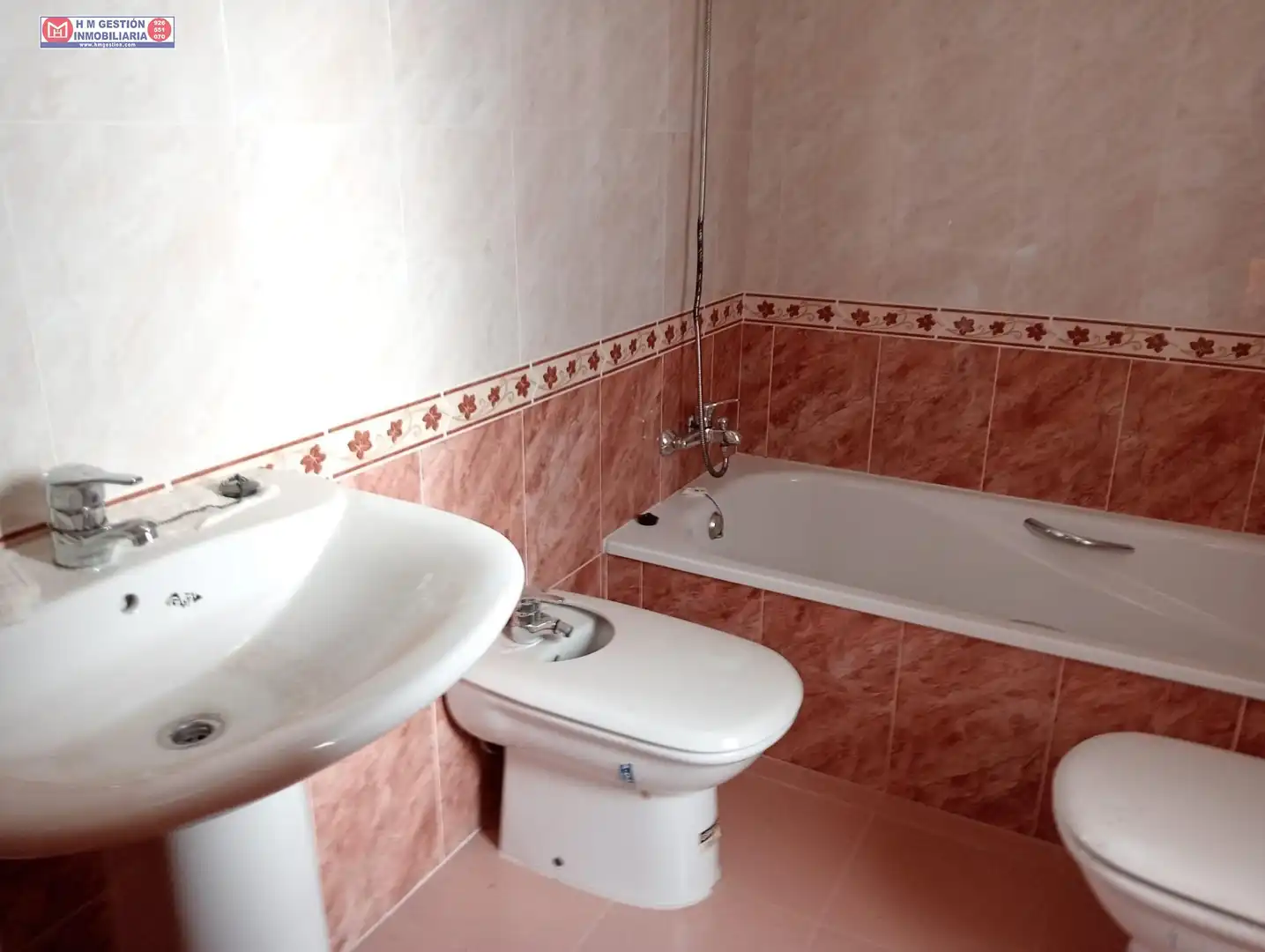 Baño de Piso en venta en Alcázar de San Juan con Calefacción y Trastero