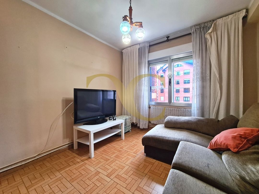 Piso en venta en Calle Puerto de Tarna, Teatinos - Los Prados, Milán - Pumarín - Teatinos