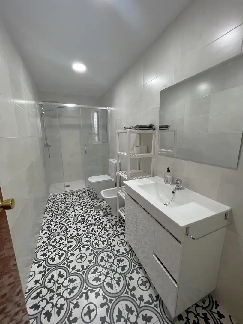 Piso de alquiler en Avenida del Rector José Loustau, 18, La Fama