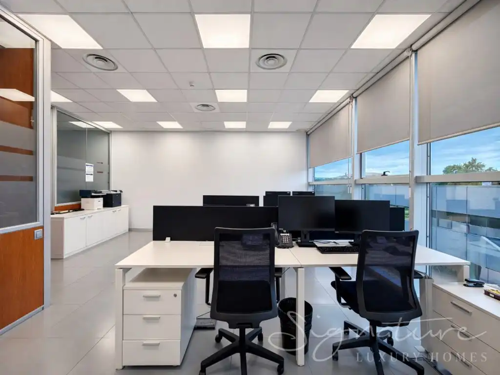 Office space for sale in Avenida Corts Catalanes, imagen 19