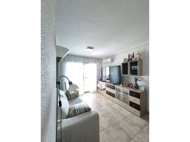 Piso en Venta en Avenida Central en Jardines del Mar