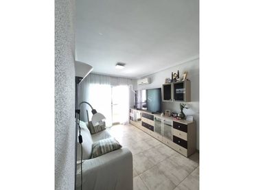 Flat with balcony for sale in Avenida Central