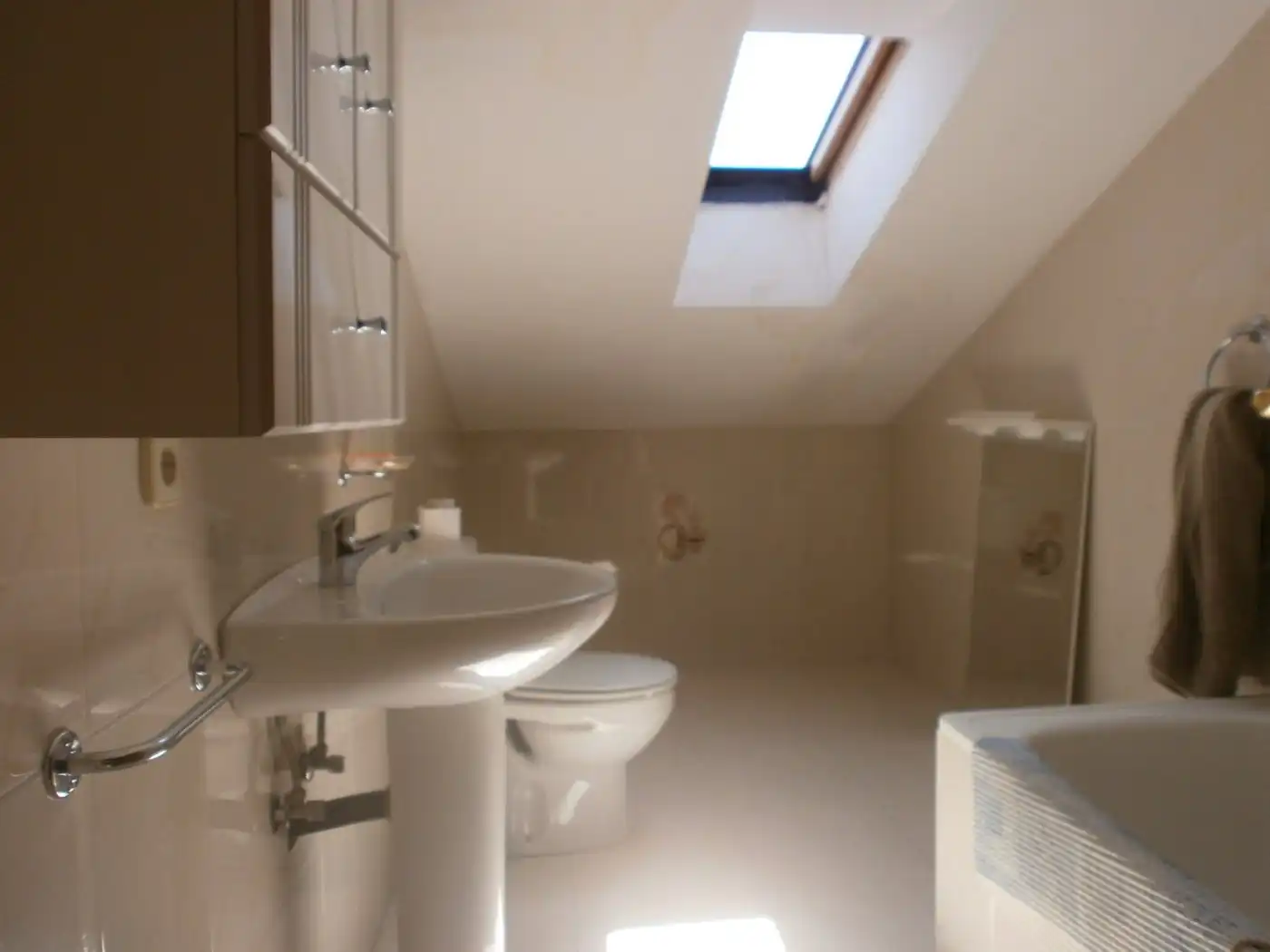 Bathroom of Houses for sale in Abades  with Heating, Private garden and Swimming Pool