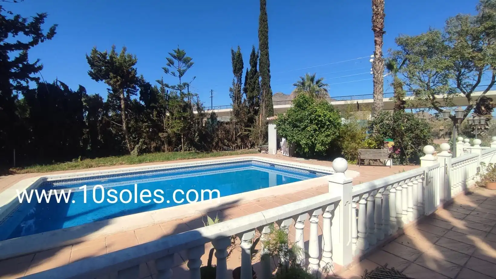 Piscina de Casa o xalet en venda en Orihuela amb Jardí privat, Terrassa i Traster