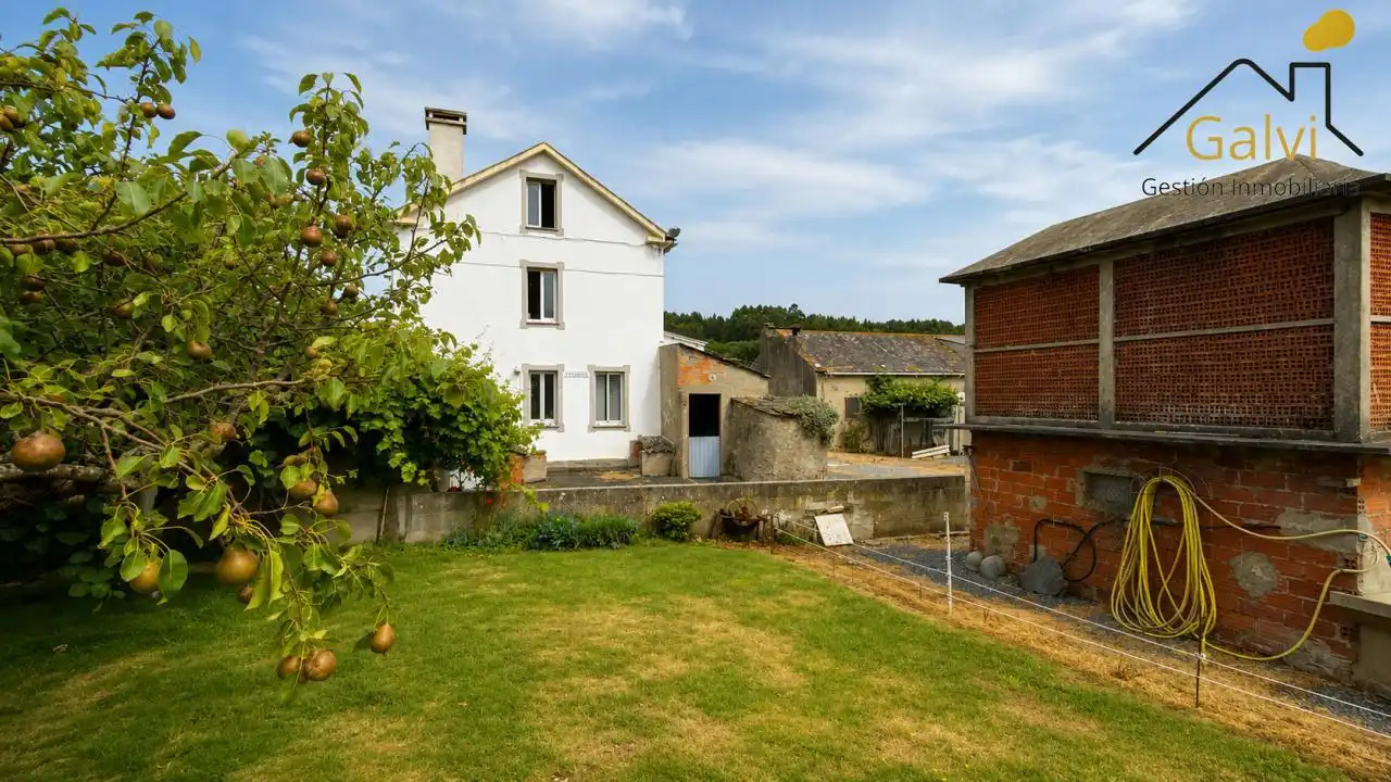 Vista exterior de Casa o xalet en venda en Ortigueira