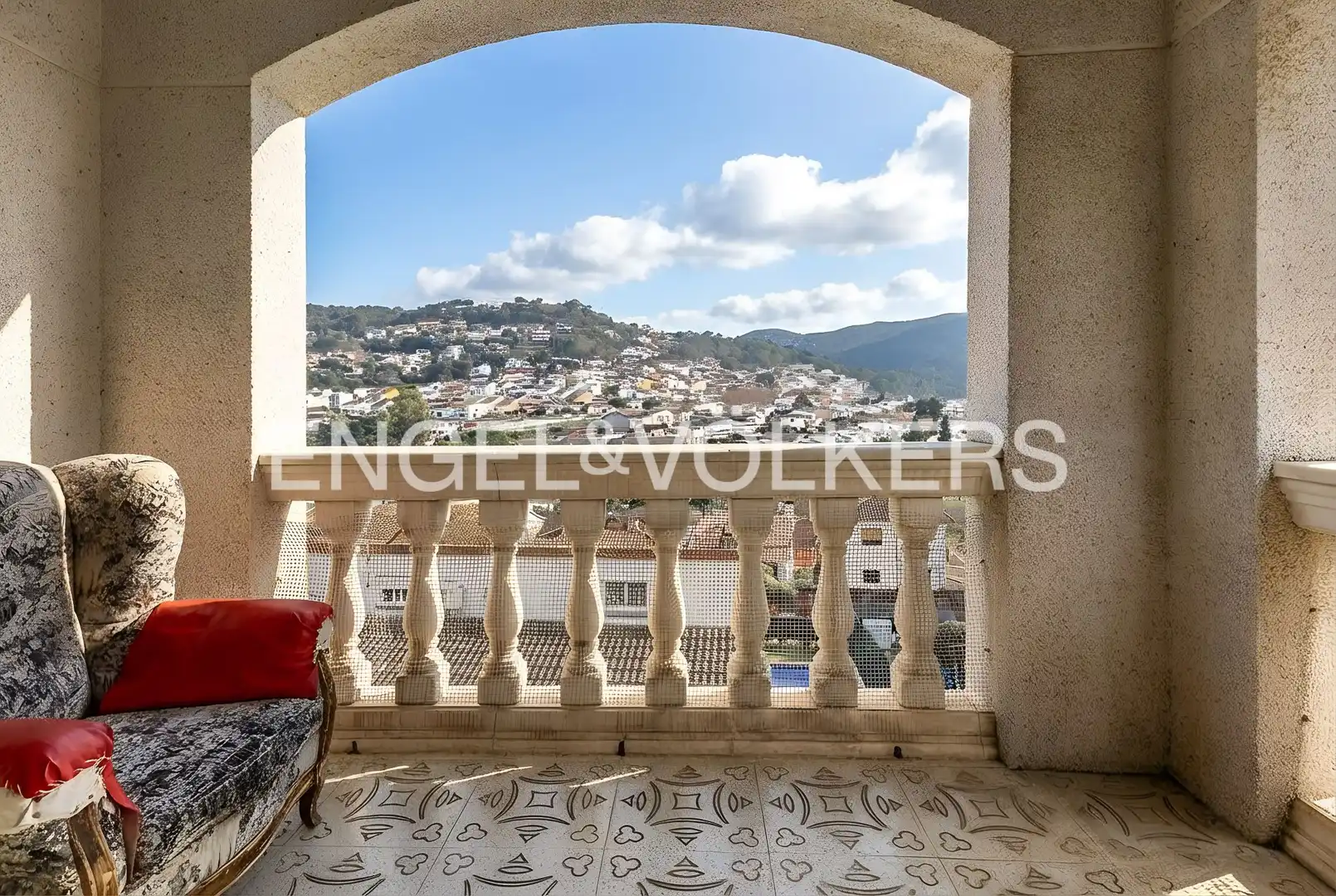 Casa amb piscina en venda a Sant Fost de Campsentelles, imagen 2