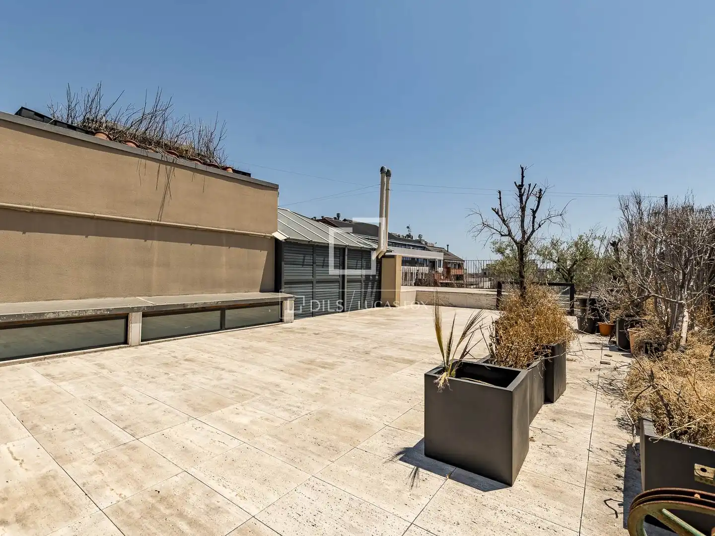 Terraza de Ático en venta en Barcelona con Aire acondicionado, Calefacción y Jardín privado