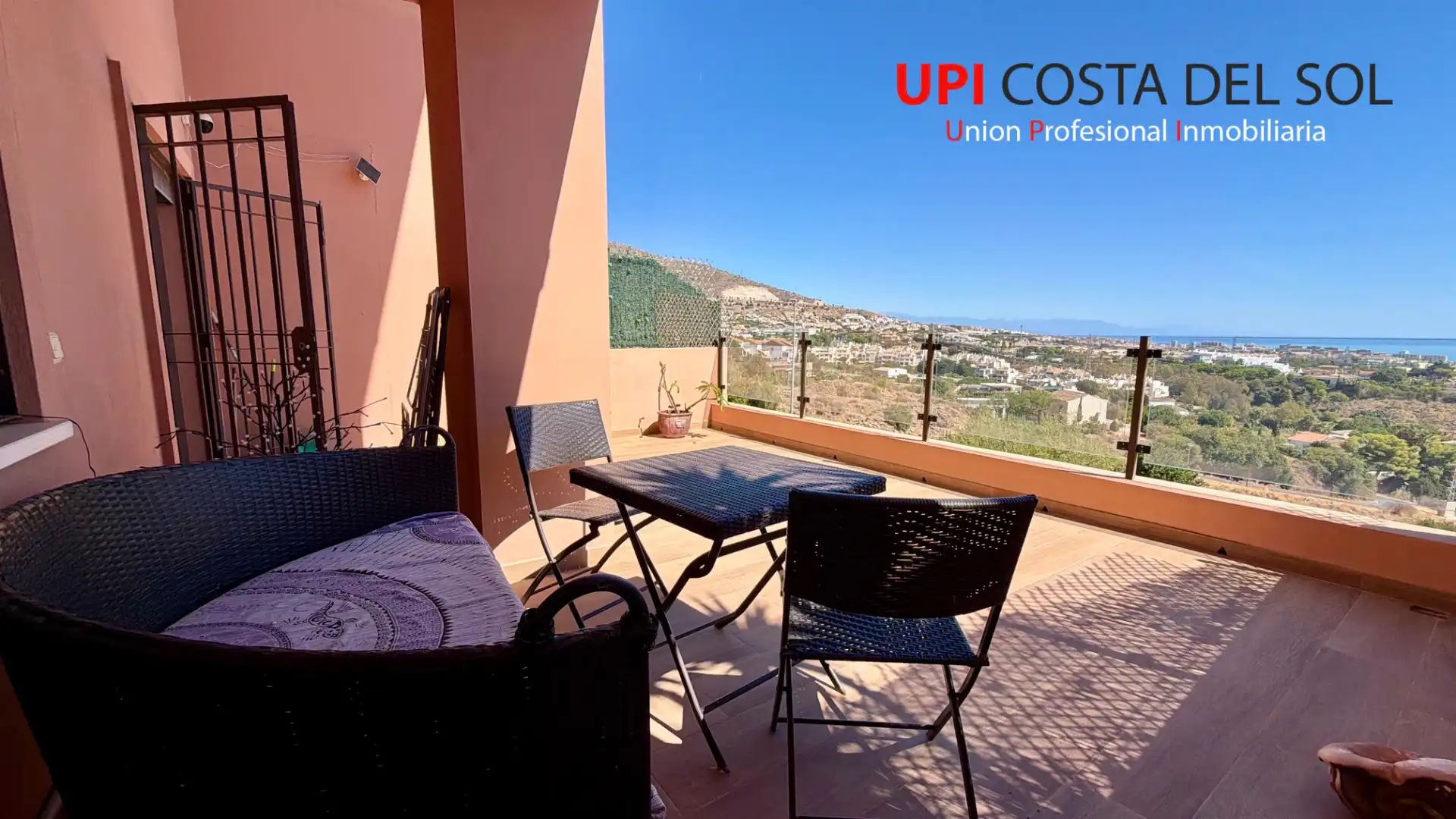 Maison mitoyenne avec piscine à vendre à Camino de la Viñuela 6