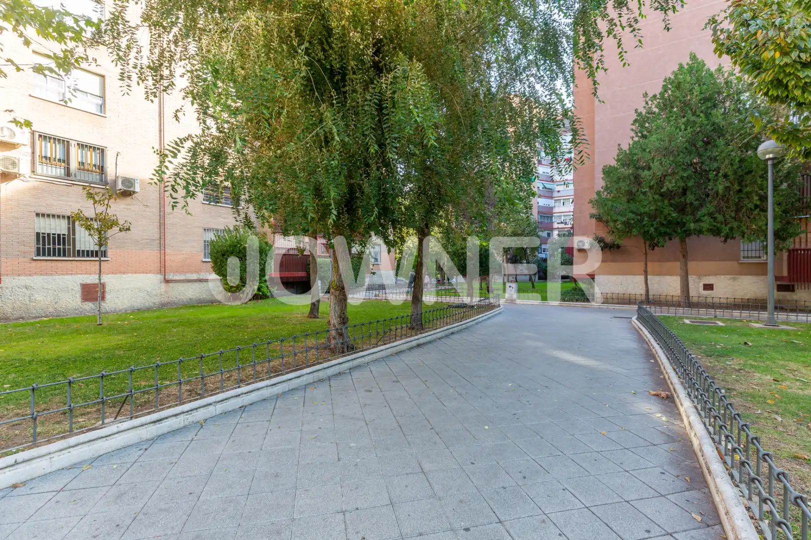 Vista exterior de Piso en venta en Zarzaquemada