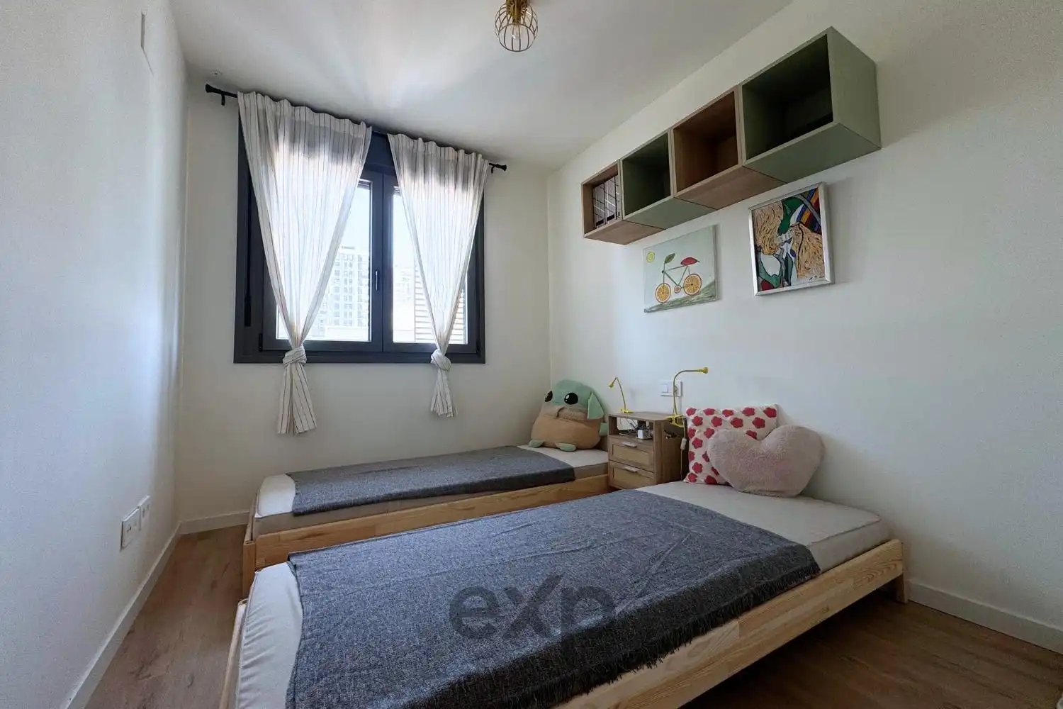 Habitación de Piso de alquiler en Valencia con Aire acondicionado, Calefacción y Terraza