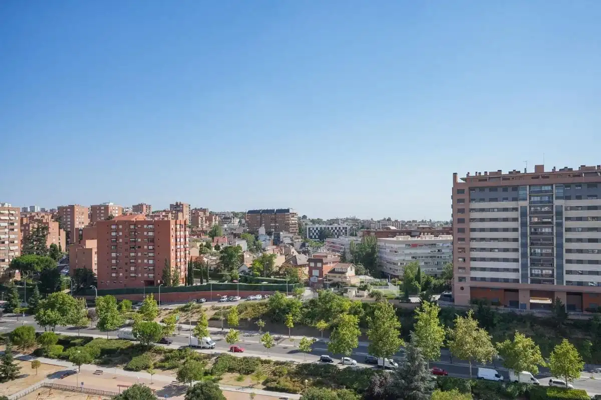 Vista exterior de Dúplex de lloguer en Madrid amb Aire condicionat, Calefacció i Terrassa