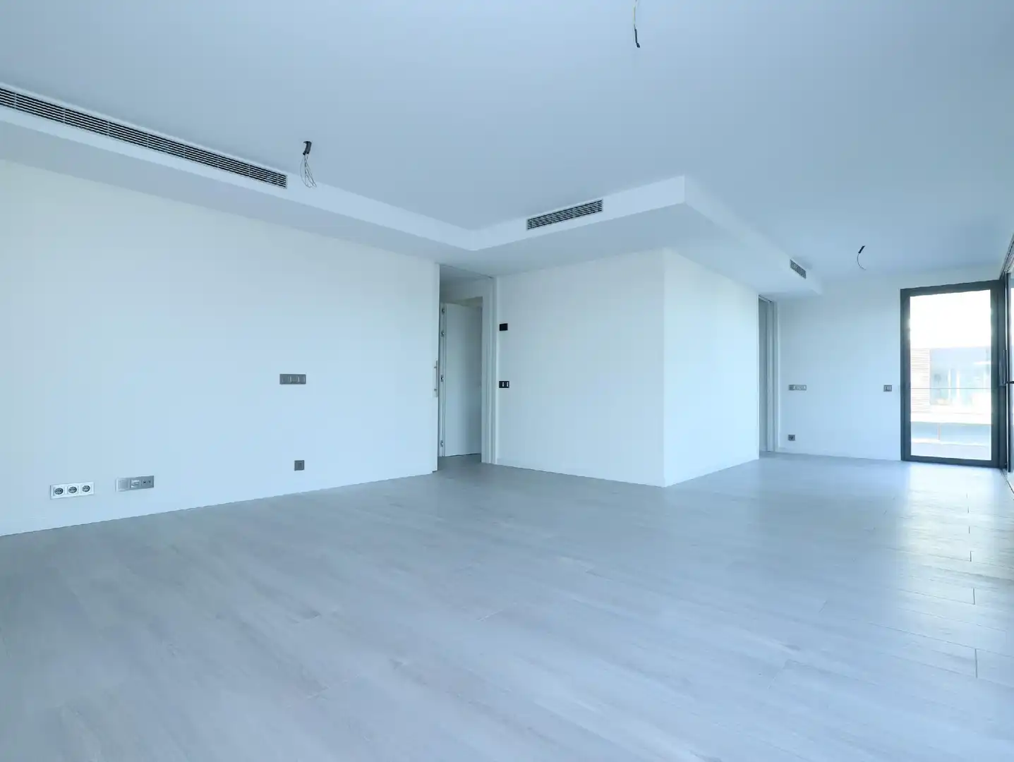 Ático en venta en Esplugues de Llobregat con Aire acondicionado, Calefacción y Jardín privado