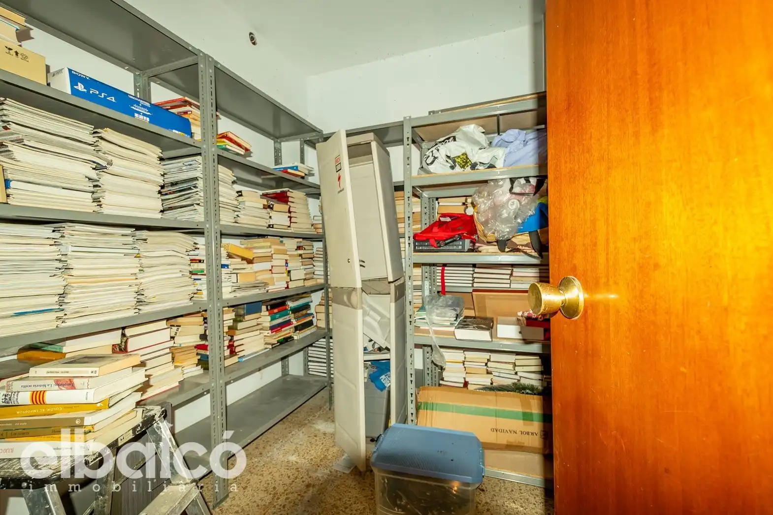 Büro zum Verkauf in Cambrils mit Klimaanlage, Heizung und Terrasse