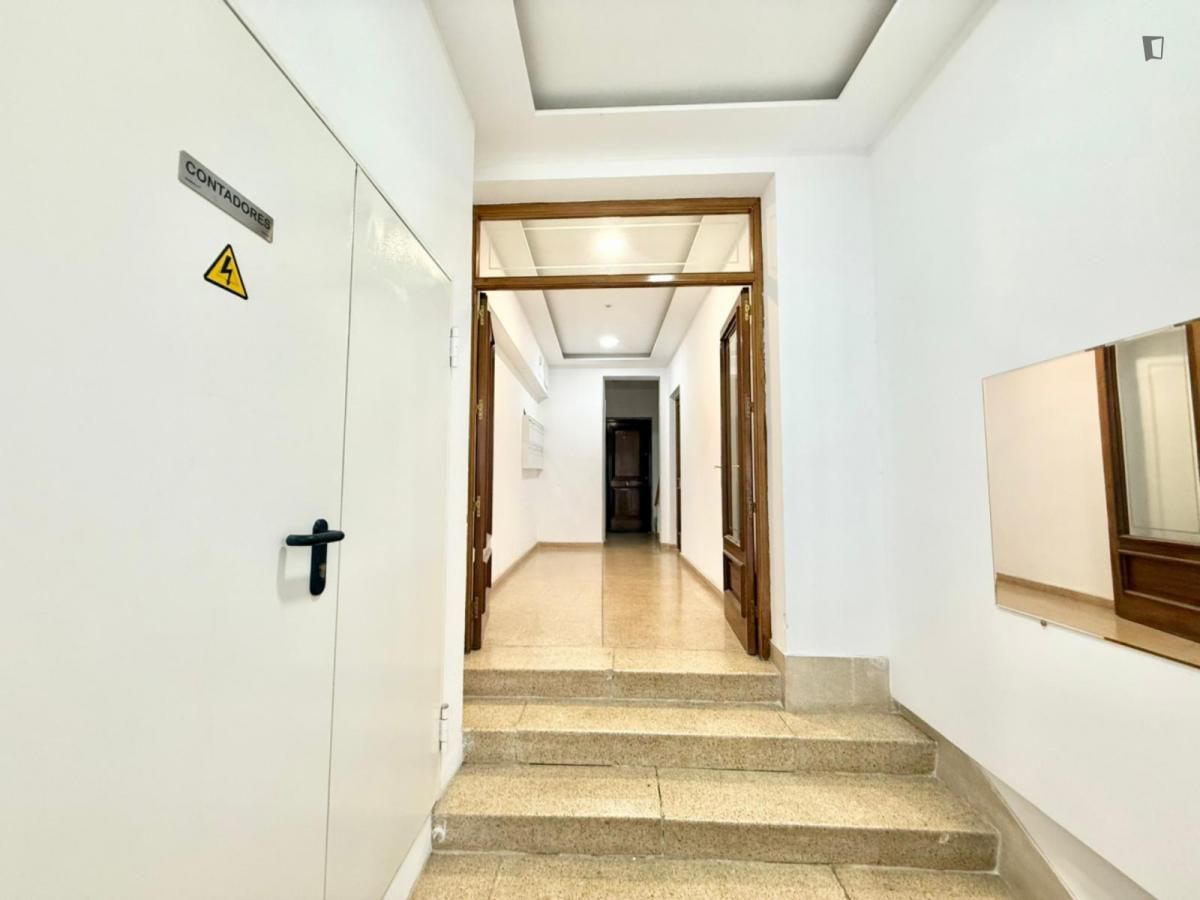 Apartamento de alquiler en  Madrid Capital con Aire acondicionado, Amueblado y Lavadora