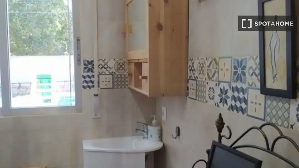 Bathroom of Flat for rent in Becerril de la Sierra  with Air Conditioner, Heating and Furnished