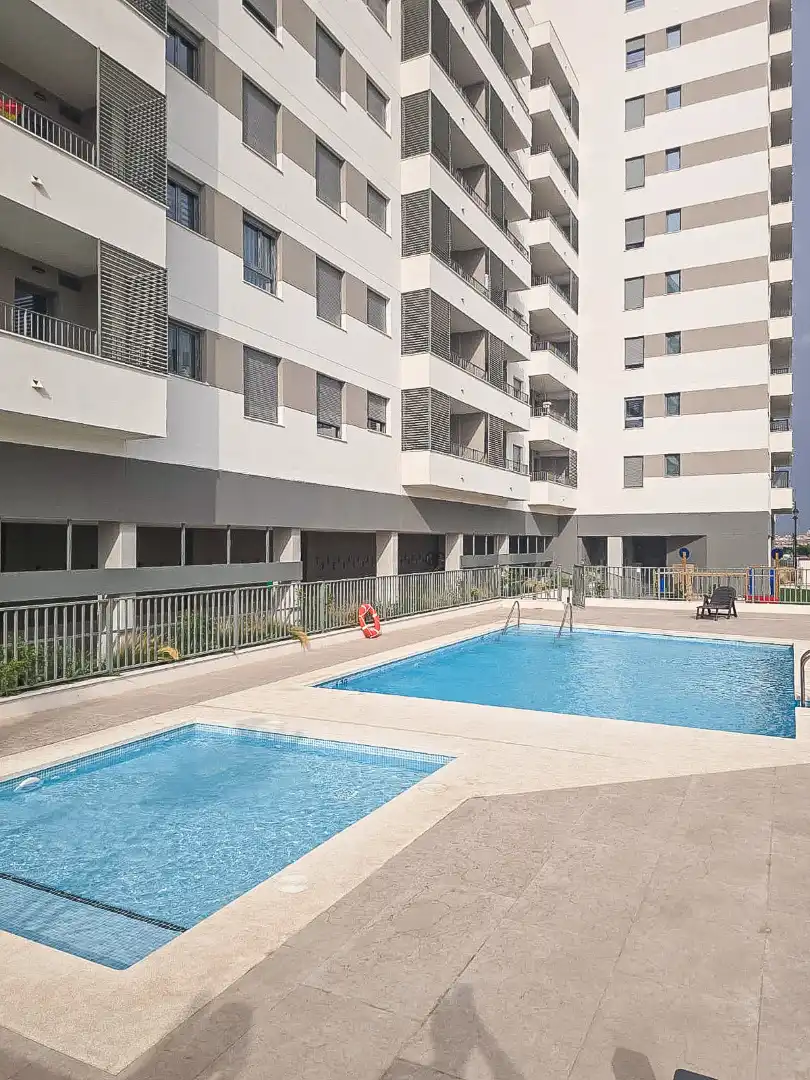 Piscina de Piso en venta en Quart de Poblet con Aire acondicionado, Calefacción y Terraza