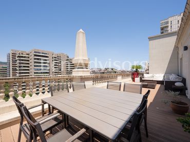 Penthouse with lift for sale in Avenida Diagonal