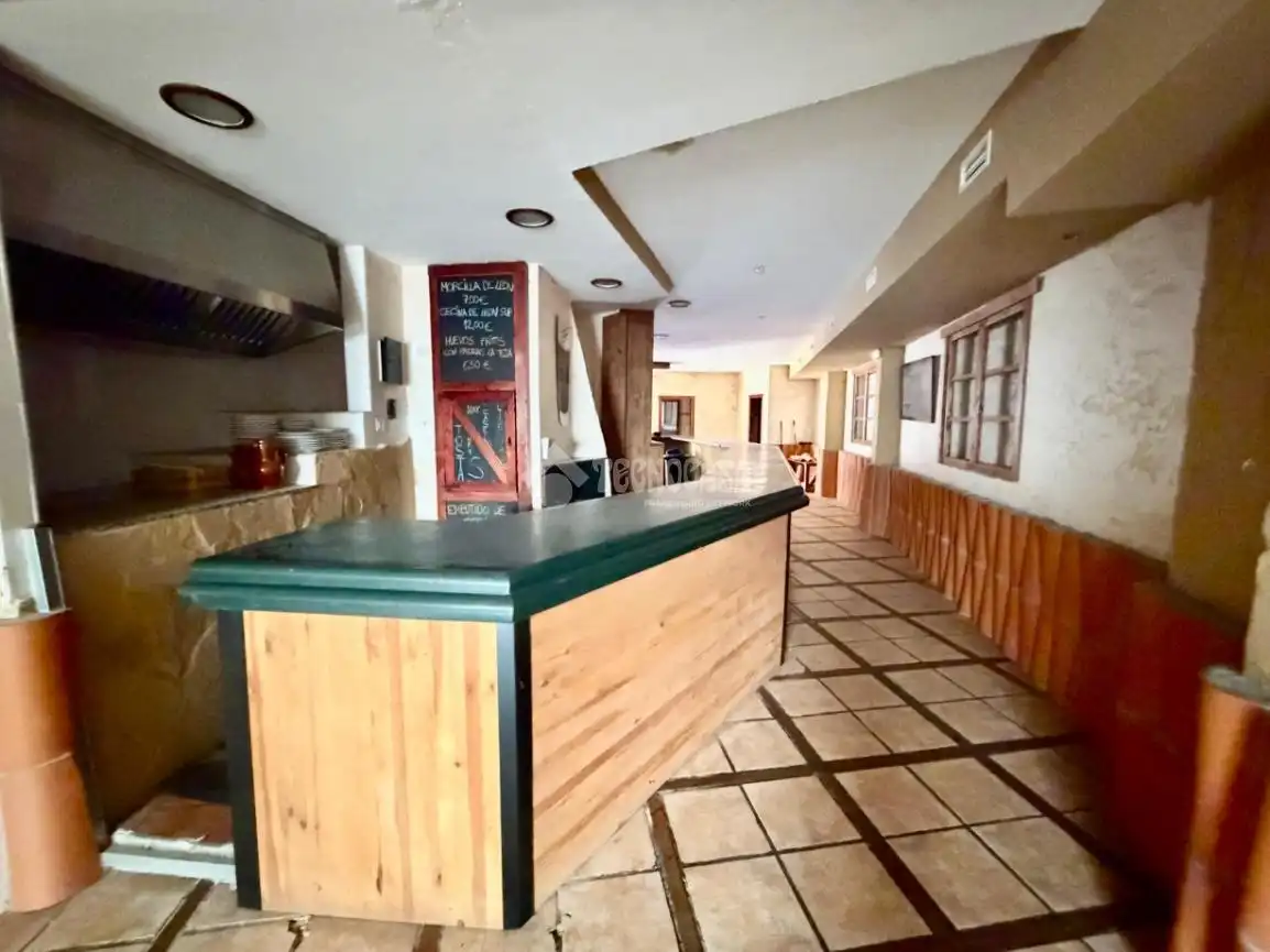 Local en venta en León Capital  con Calefacción
