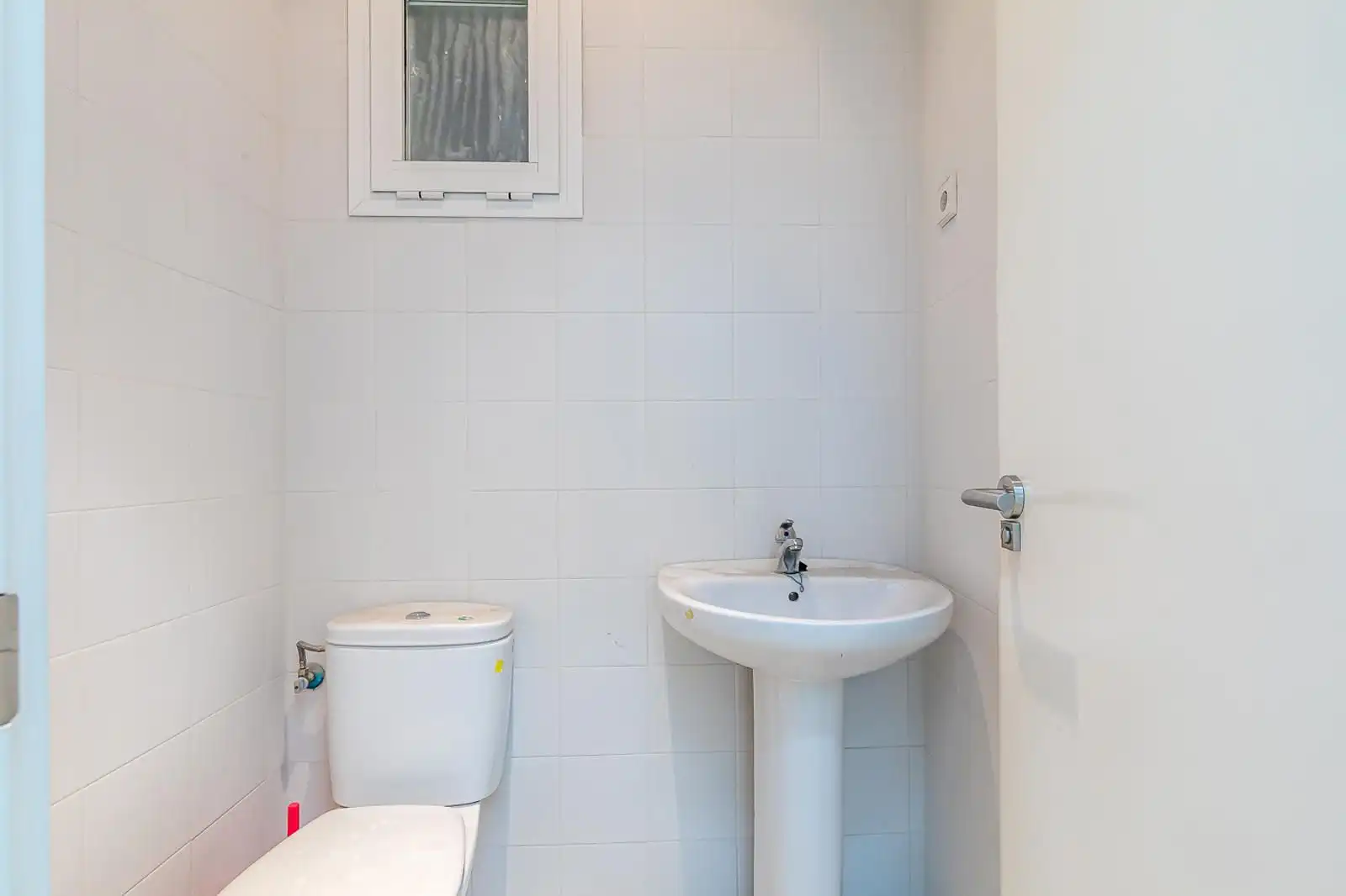 Baño de Local de alquiler en Madrid