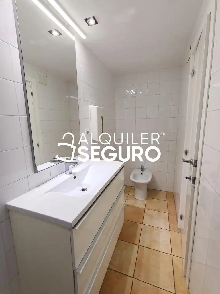 Piso de alquiler en Alfonso El Sabio, Barrio del Centro