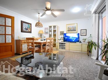 Wohnung mit Balkon zum Verkauf in Calle Cullera