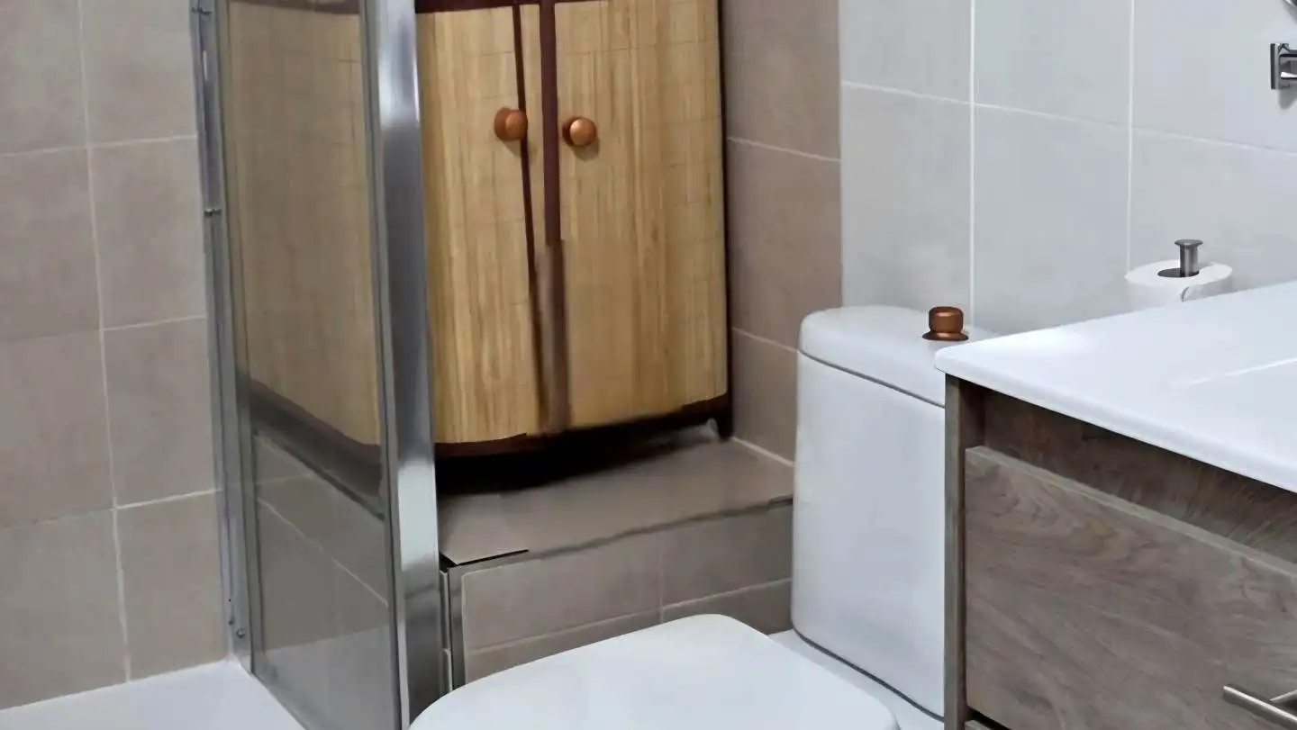 Baño de Piso en venta en San Sebastián de los Reyes con Terraza y Balcón