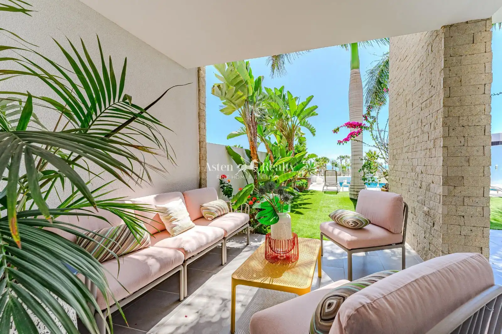 Terrace of Houses for sale in Adeje  with Air Conditioner, Private garden and Terrace