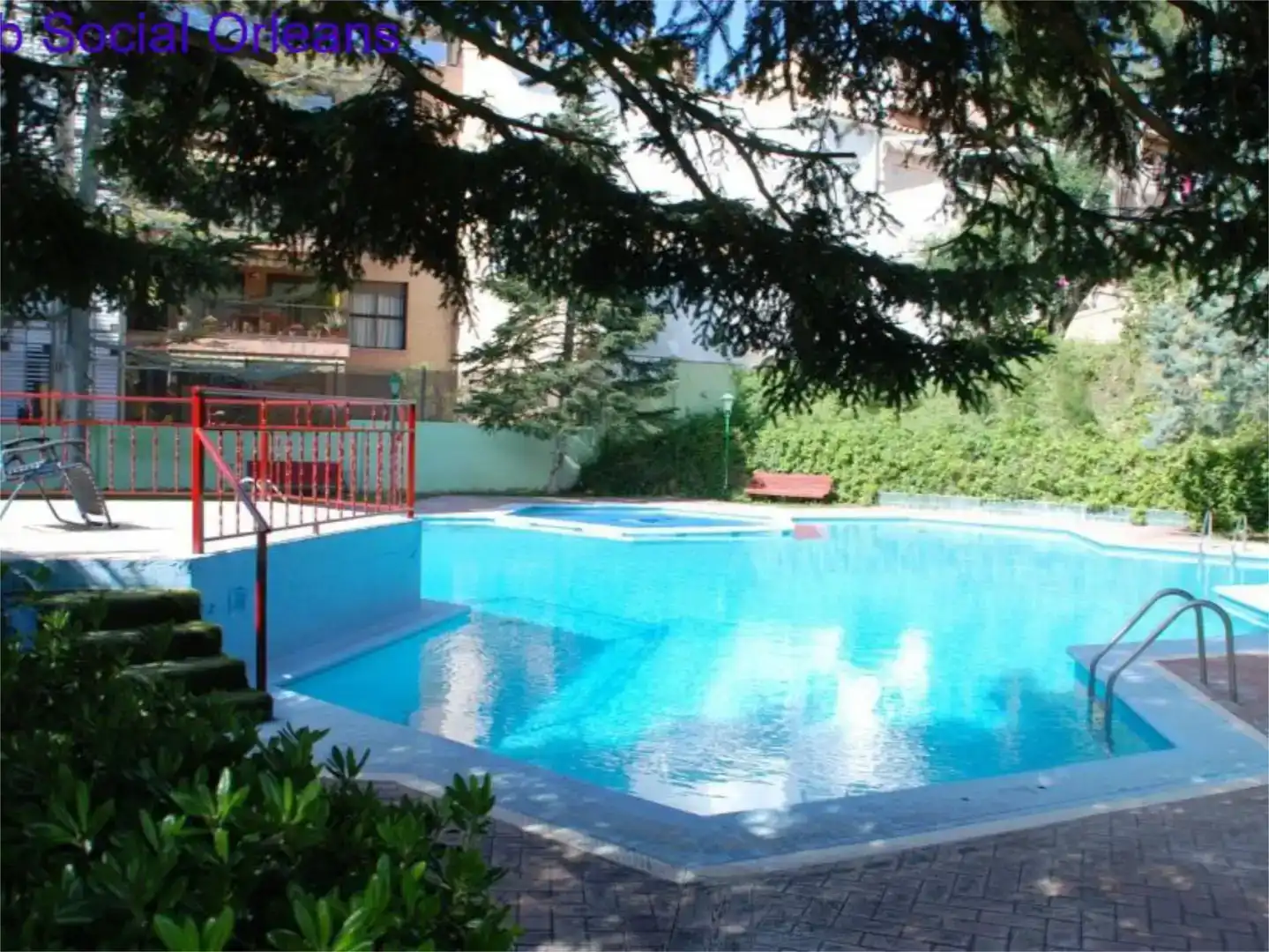 Piscina de Pis per a compartir en Centre