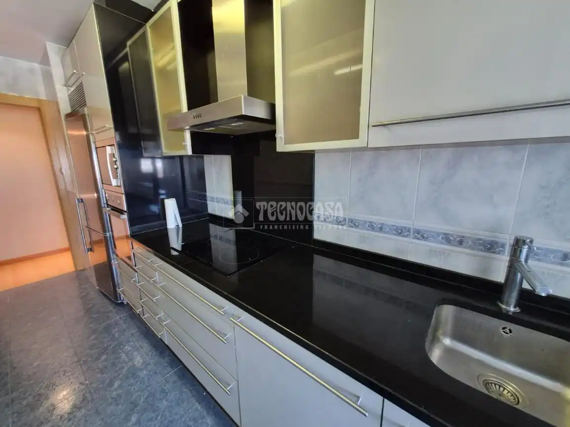 Cocina de Piso en venta en Zaragoza con Calefacción y Terraza