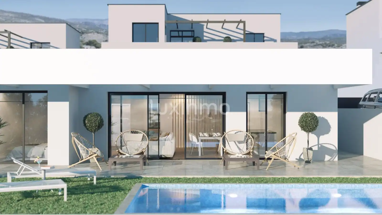 Chalet con piscina en venta en Golf Bahía, imagen 2