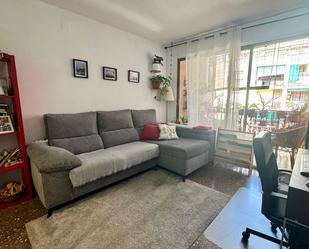 Living room of Flat for sale in L'Hospitalet de Llobregat  with Balcony