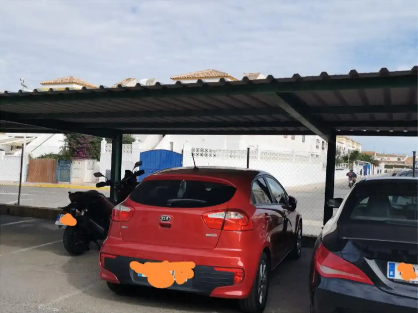 Aparcament de Pis en venda en Santa Pola amb Piscina i Balcó