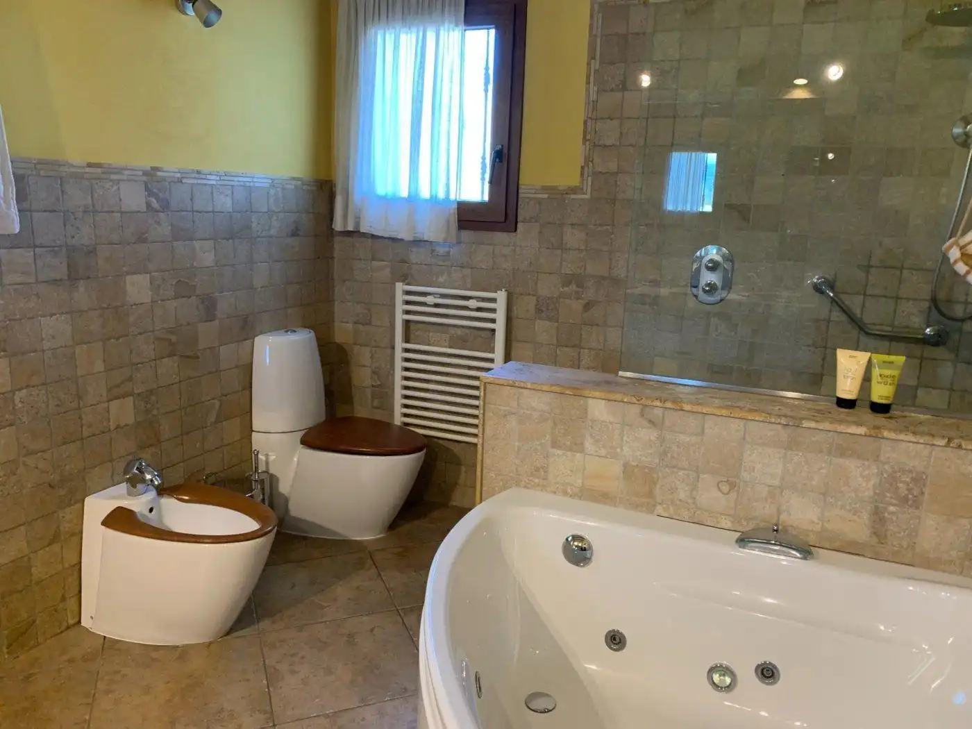 Baño de Finca rústica en venta en  Palma de Mallorca con Aire acondicionado, Calefacción y Jardín privado