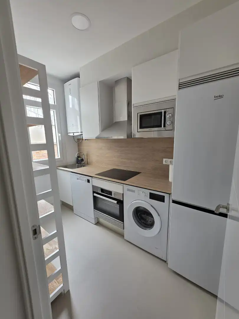 Cocina de Piso para compartir en Ferrol con Amueblado