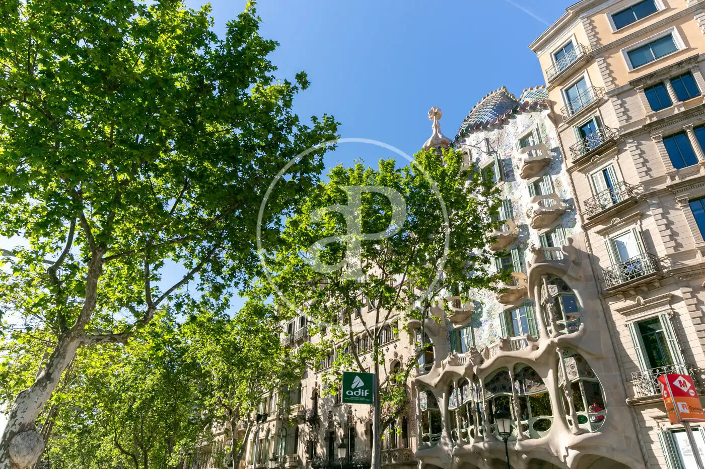 Außenansicht von Wohnung zum Verkauf in Barcelona mit Klimaanlage, Heizung und Balkon
