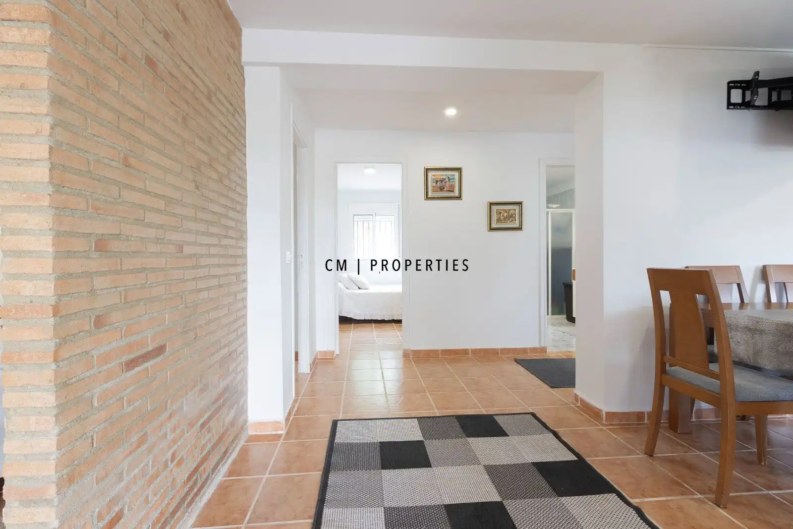 Houses for sale in Chiva  with Air Conditioner, Heating and Terrace