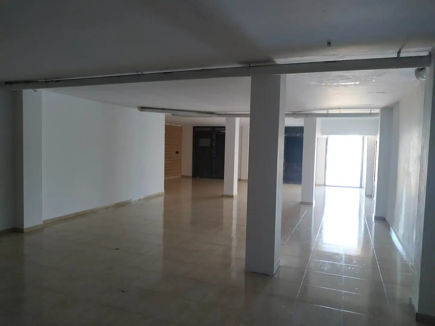 Local comercial en venda a C/ Andorra, imagen 7