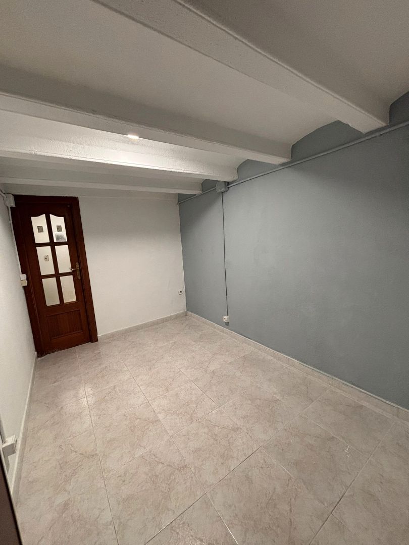 Estudi en venda en  Barcelona Capital amb Microones i Alarma