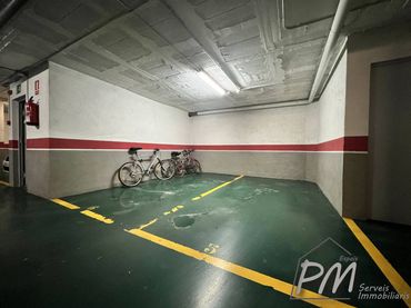 Aparcamiento con ascensor en venta en Eixample Sud – Migdia