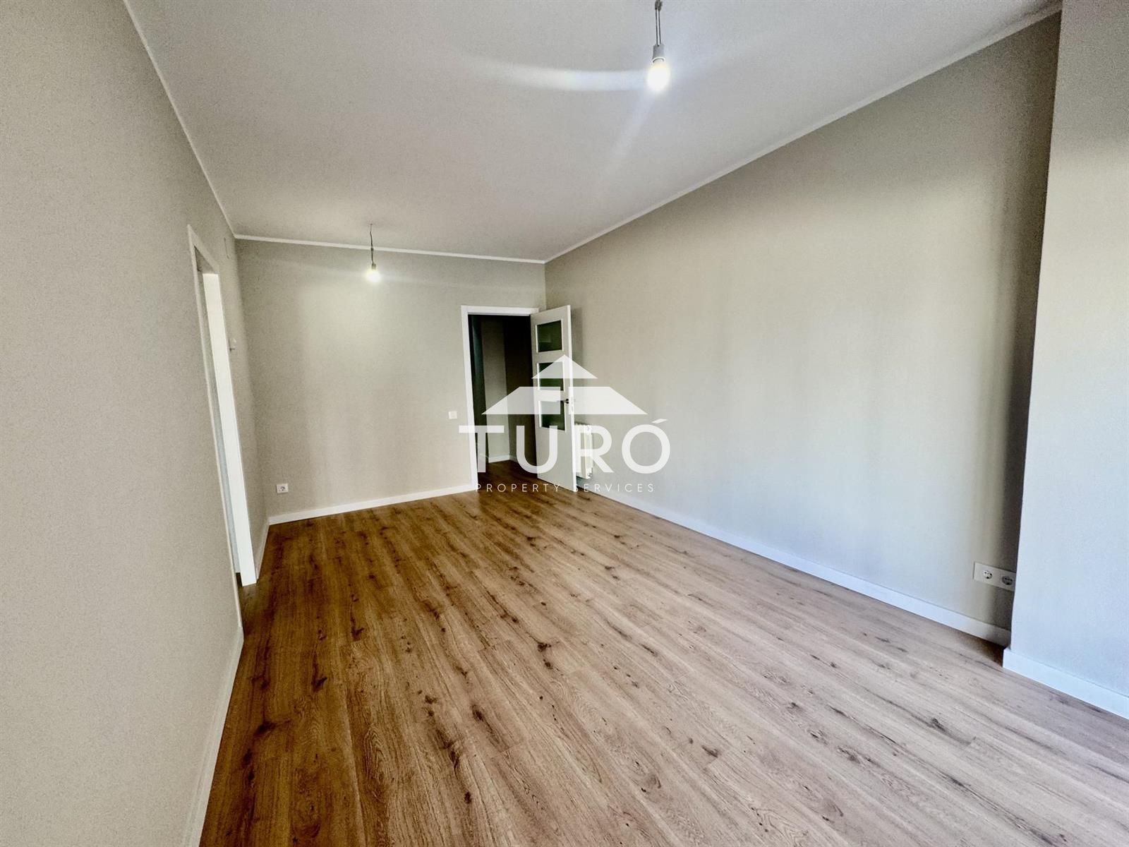 Dormitori de Pis en venda en  Barcelona Capital amb Aire condicionat, Calefacció i Parquet