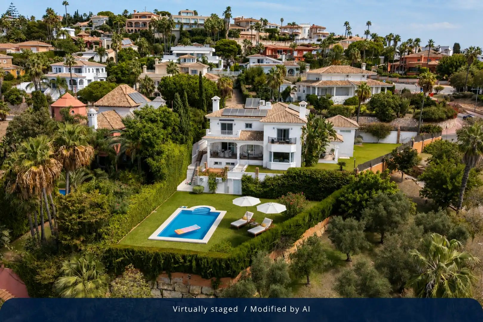 Exterior view of Houses for sale in Benalmádena  with Air Conditioner, Heating and Private garden