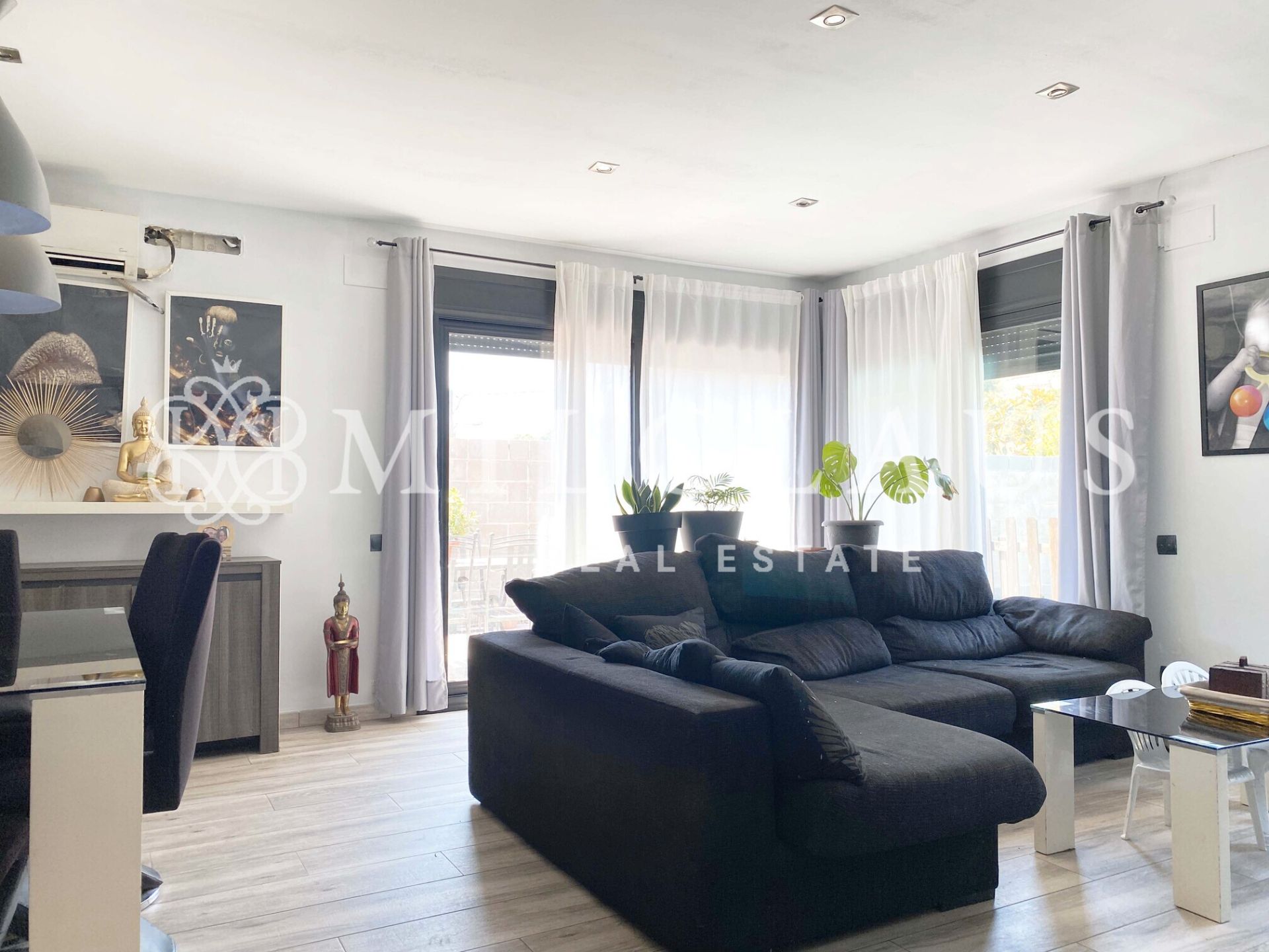 Living room of House or chalet for sale in Rubí  with Air Conditioner, Heating and Private garden