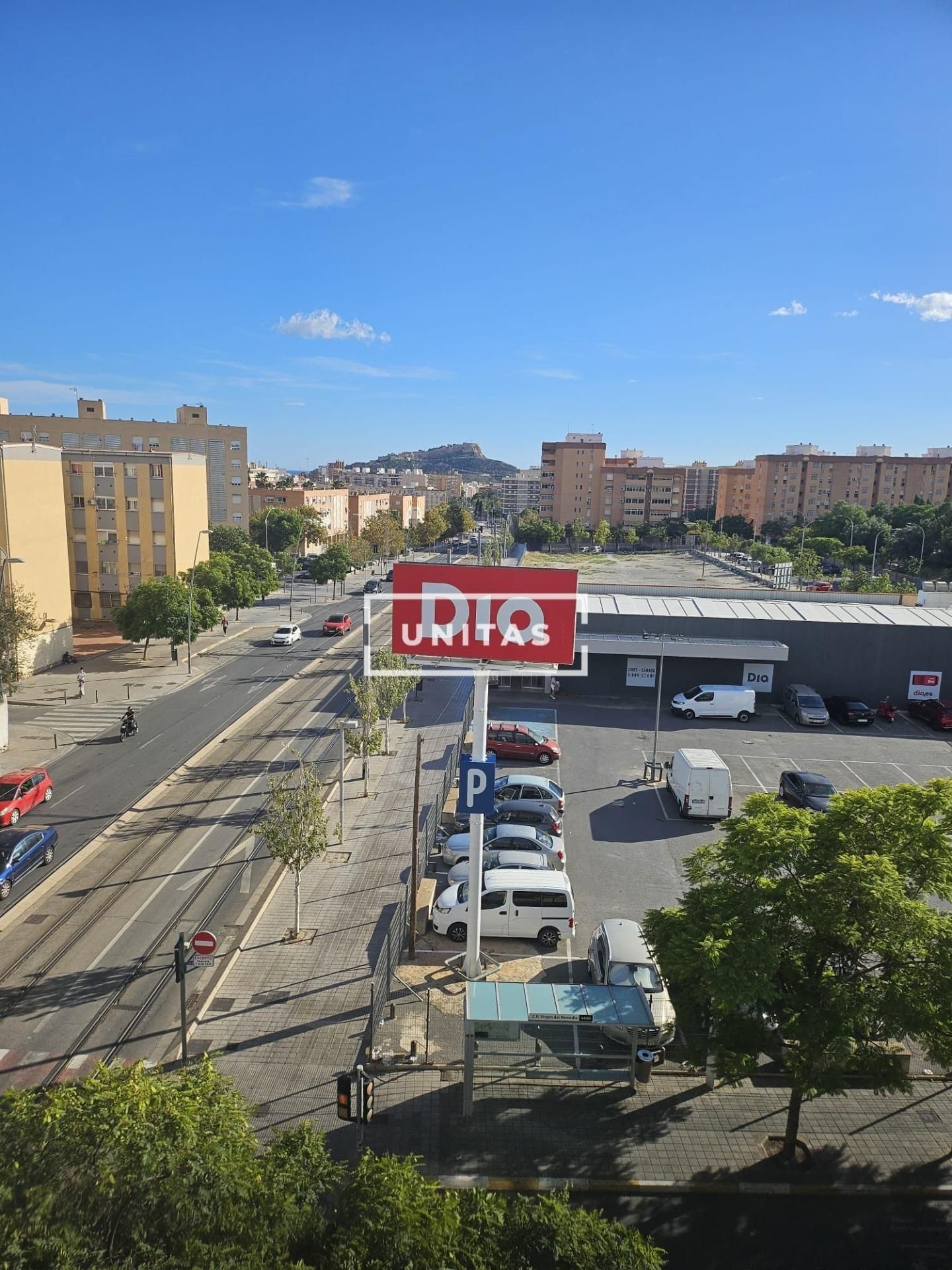 Vista exterior de Dúplex en venda en Alicante / Alacant