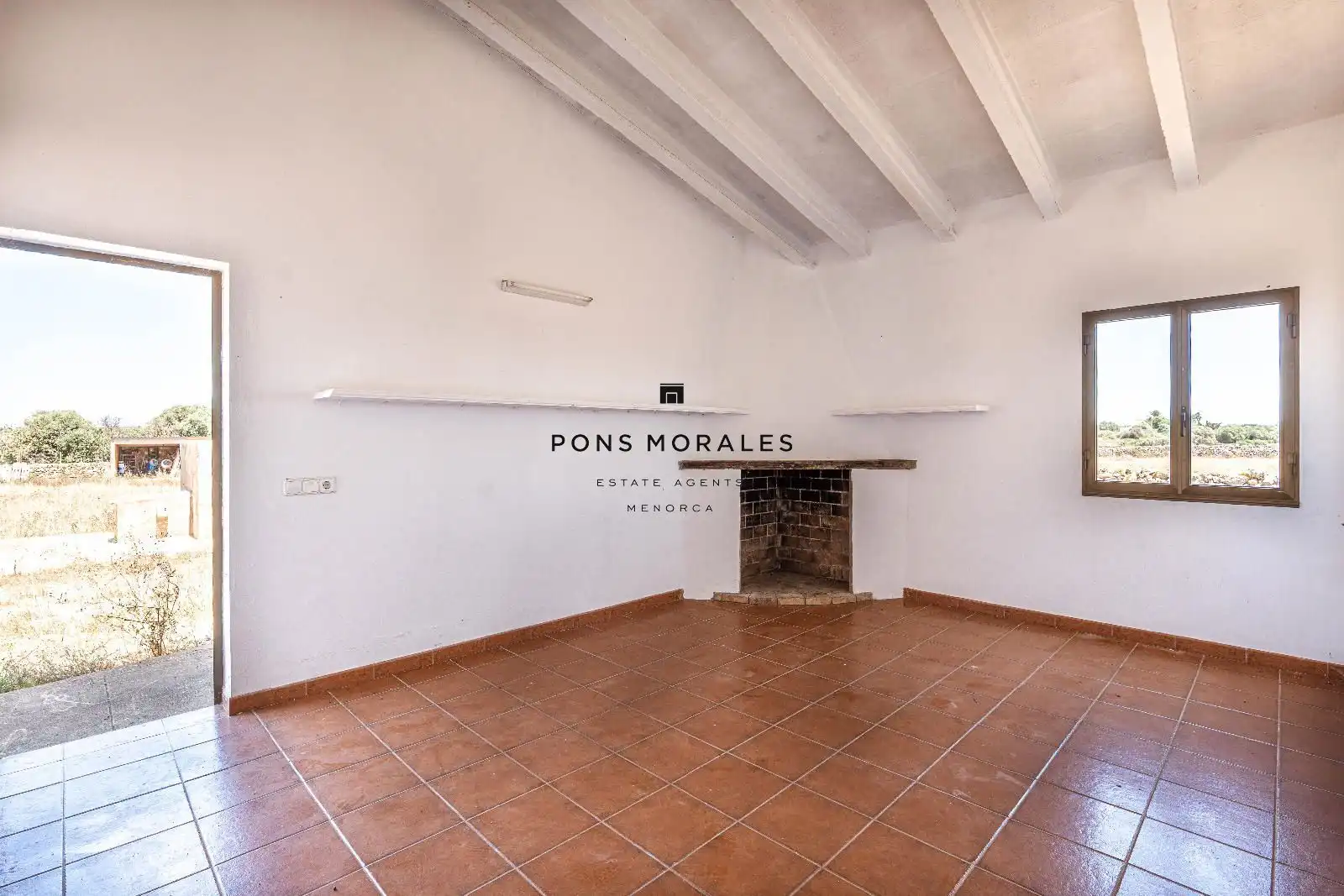 Sala de estar de Finca rústica en venta en Ciutadella de Menorca con Calefacción