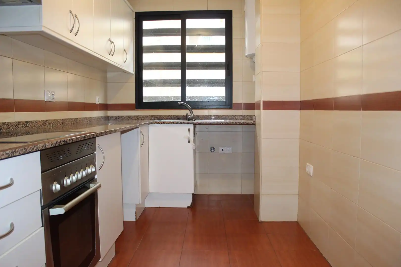 Cocina de Piso en venta en Onda con Aire acondicionado y Balcón