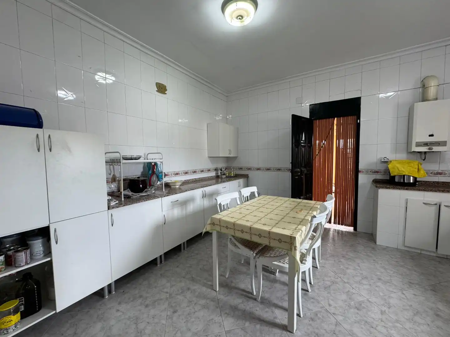 Cocina de Casa o chalet en venta en Carmona con Terraza, Trastero y Piscina