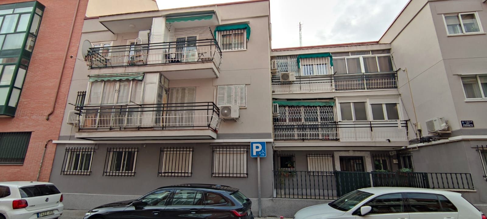 Exterior view of Flat for sale in  Madrid Capital  with Air Conditioner, Heating and Terrace