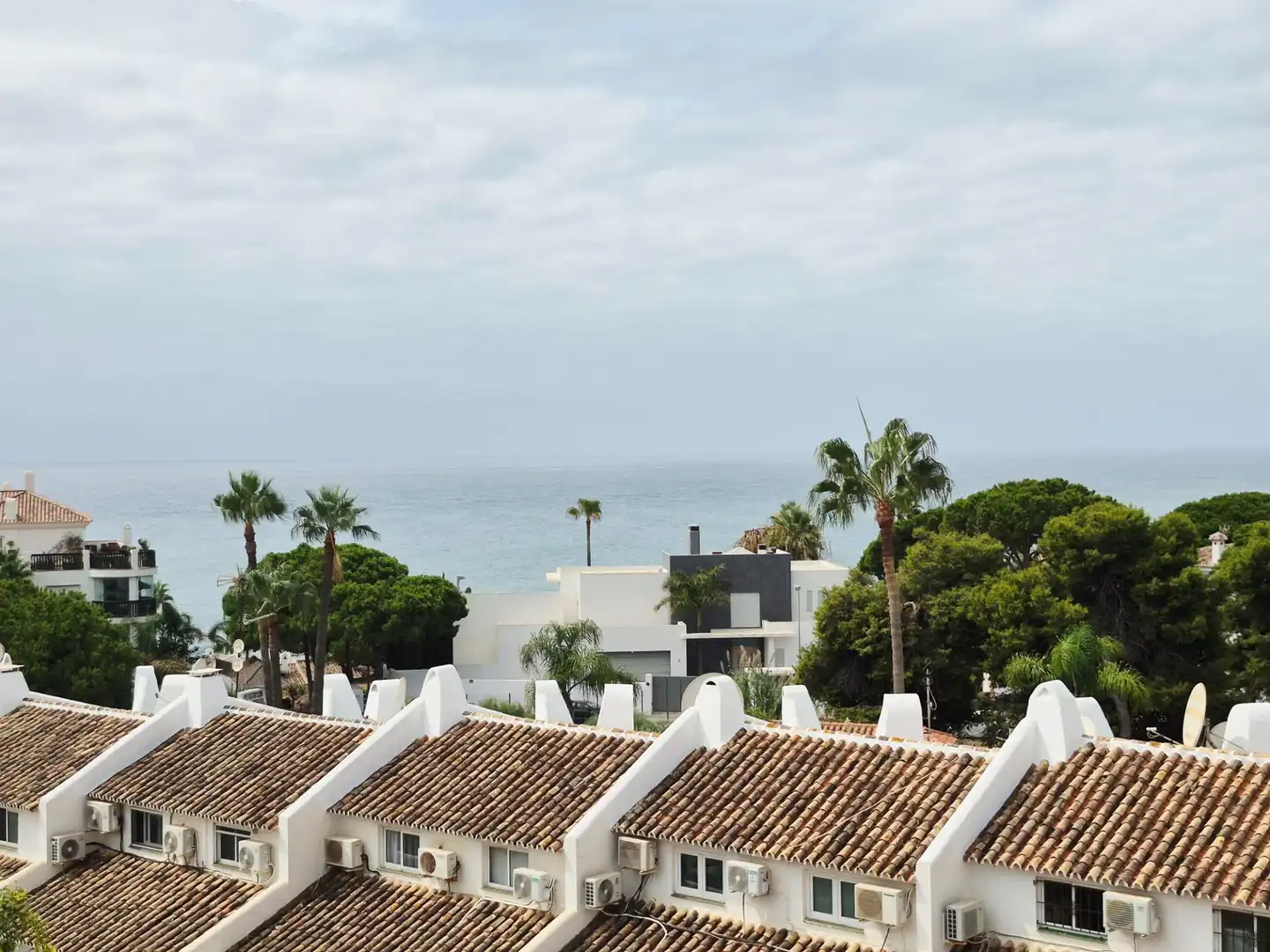 Außenansicht von Dachboden zur Miete in Mijas mit Klimaanlage, Heizung und Privatgarten
