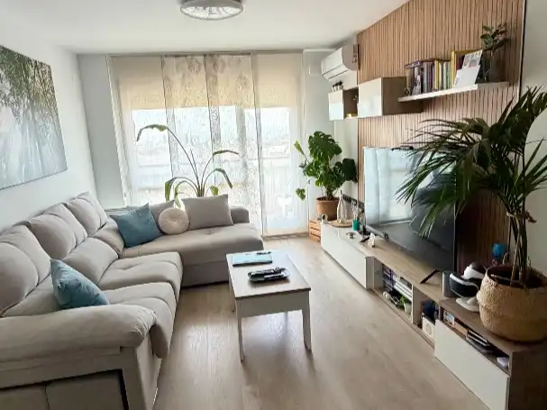 Piso con ascensor en venta en Rambla Francesc Macià 12
